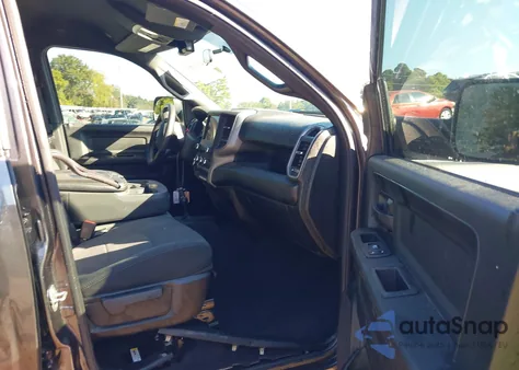 2021 Ram 2500 Tradesman 4X4 6'4 Box from USA, damaged, VIN 3C6UR5CJ2MG631771